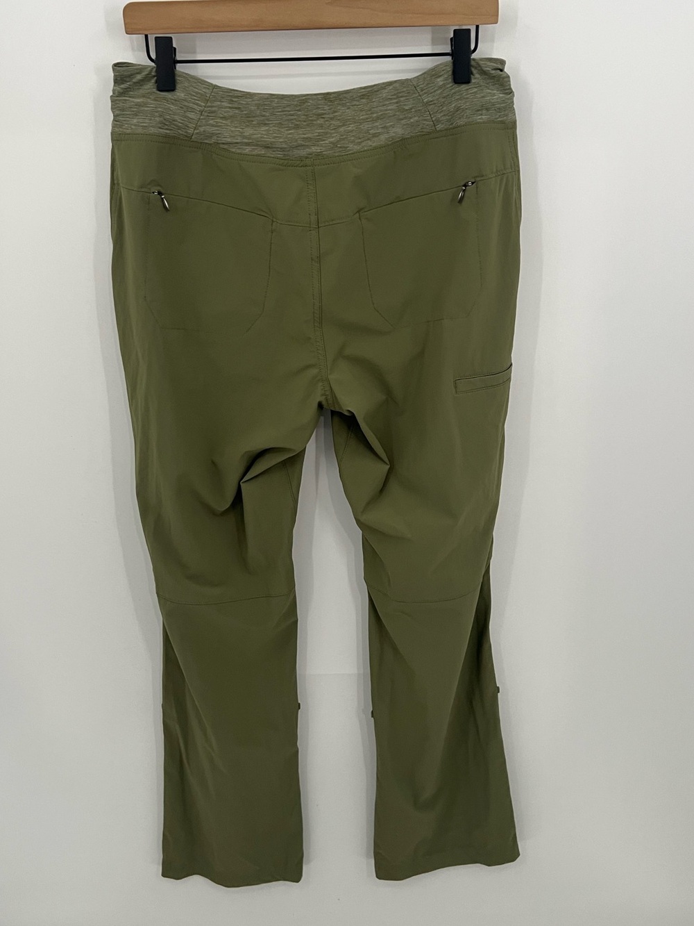 Duluth Trading Co Green Drawstring Women's Active Pants - Picture 2 of 11